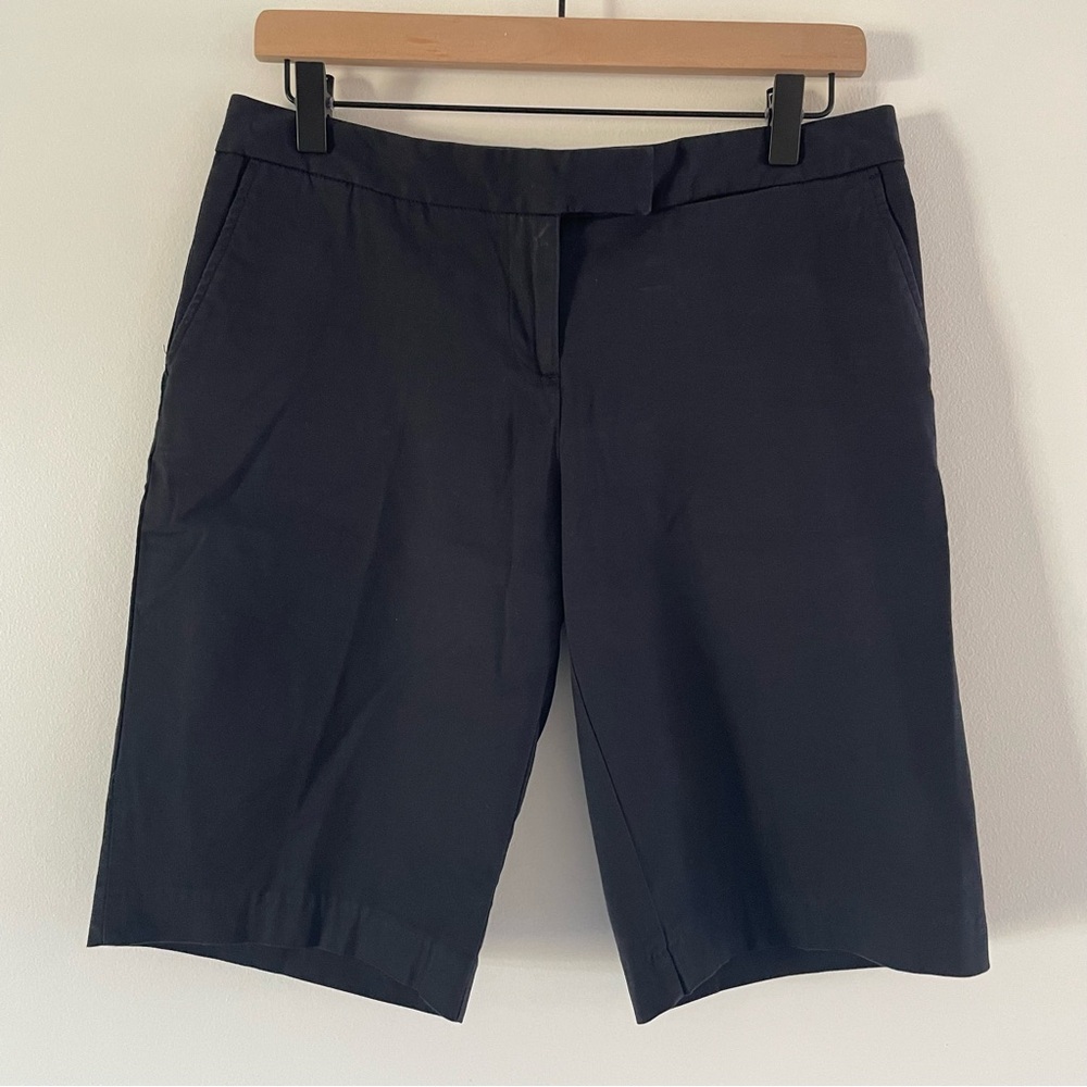 Minimalist Black Bermuda Shorts Women’s 6